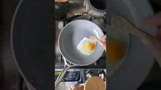 Tutorial: the perfect sunnyside egg