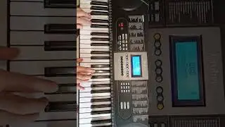 Игра на синтезаторе легко!Супер!Просто! песня"Три пути ,три дальние дороги"аккорды + слова