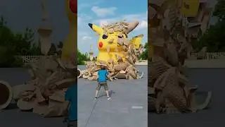 Hulk vs Pikachu + Duck