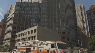 Window washers rescued after being trapped on stalled scaffolding in downtown Pittsburgh