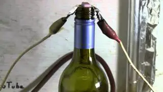 Capacitor Bank #73 - Aluminium Foil And A Wine Bottle