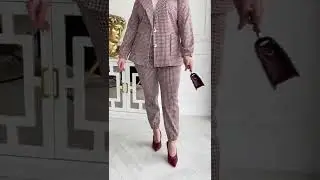Элегантный деловой женский брючный костюм 48-50,52-54,56-58,60-62