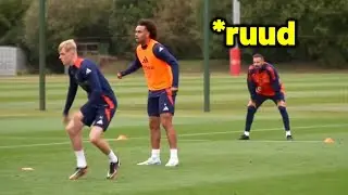 Ruud Van Nistelrooy did this for Zirkzee and Antony in Man United training today