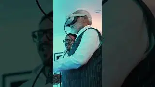 PM Modi tries his hand at VR games with top Indian gamers | #shorts