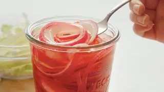 Quick Pickled Onions