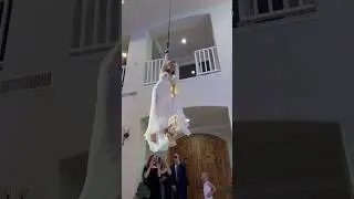 Best Bride Entrance Ever! 😱