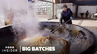 How 350 Kilogram Batches Of Plov Rice Pilaf Are Cooked Daily In Uzbekistan | Big Batches