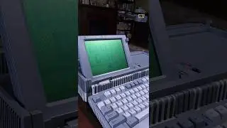 First Amstrad portable computer Amstrad PPC640 and Boulder Dash #shorts #retrogaming #retrocomputer