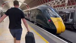 Boarding a train | Paddington Station