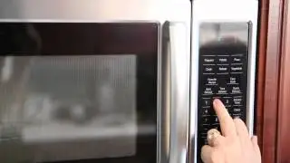 Use Steam & a Lemon to Clean Your Microwave in Under 30 Seconds : Clean in :30