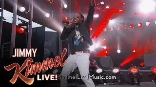 Future Performs Mask Off