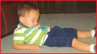 Baby Are Sure To Make Anyone Smile 😍😍 - Funny Babies Fall Asleep in Weird Places😂