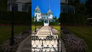 Unbelievable flower gardens & Victorian cottages on Mackinac Island! #garden #flowers #gardendesign