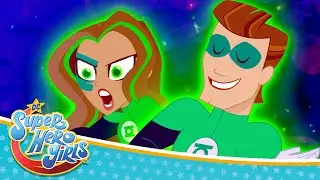 #AsteroidenKracher | Trailer | DC Super Hero Girls auf Deutsch