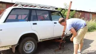 Автомобильный подъемник-опрокидыватель из СССР