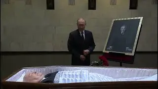 Putin pays last respects to Soviet leader Gorbachev