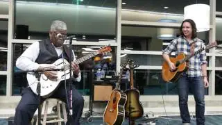 Rev Robert B. Jones & Davy Knowles - Crossroads Blues - 1/31/17 Ellis Library - Monroe, MI