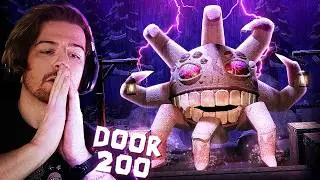 SO I ESCAPED ROBLOX DOORS FLOOR 2 & DOOR 200 WAS INSANE.