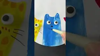 Draw a cute kitten with just one stroke. Children's handicraft. Draw whatever you want. Children