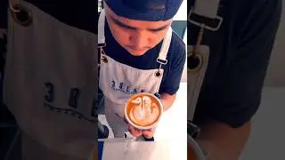 Satisfying Coffee - Swan 🦢🍀 Latte #latteart #barista #shorts #coffee #trending #music #dj #youtube