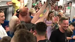 Дискотека в электричке (видео ЯД Во "ВКонтакте")