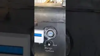 Газогенераторная установка на древесном угле (щепе) с ДВС, дает 15 квт электричества.