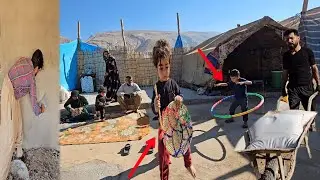 Plastering art and playing with children: the wonderful days of Zahra's family