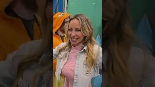 Fans try to do Tara Strong's voice as Bubbles + ENTER OUR GIVEAWAY