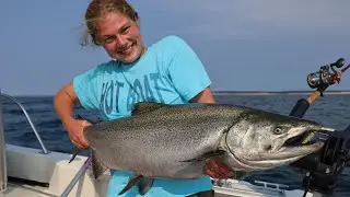 Fishing for LAKE MICHIGAN King Salmon! //King Salmon Fishing Michigan