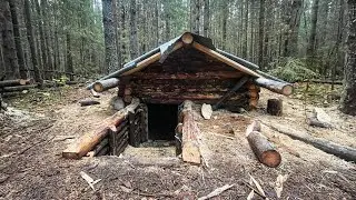 SURVIVAL SHELTER  construction. roof installation. solo bushcraft