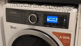 Hotpoint H7 89 Gentle Power 8KG Washing Machine - Start of Spin Cycle - Revving up toward 1200 RPM