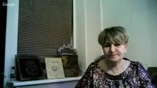 веб. Пасхальное яйцо из нефрита с цветами из полимерной глины