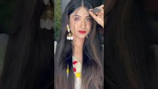 Bindi hack with comb😱| trending one #youtubeshorts #shorts #bindi #viralvideo #hack #bindi #wedding
