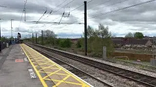 Class 90021 & 67007 passing Northallerton 01/05/23