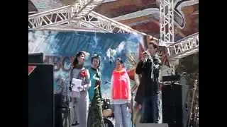 в городском саду играет духовой оркестр