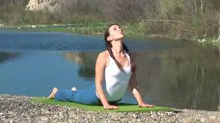 COLLAGE TV - Yoga: Flow - Saraswati River Tradition (Routine B)