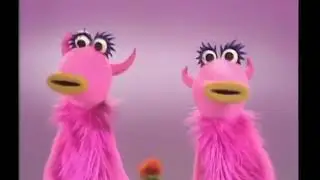 Mahna Mahna, by The Snowths in The Muppet Show (1969)