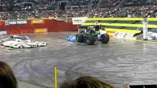 Randy Brown in Grave Digger--Freestyle 8/14/09 @ Bank Atlantic Center; Sunrise, FL