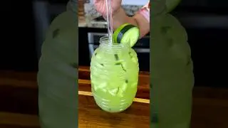 Agua Fresca de Pepino con Limón 