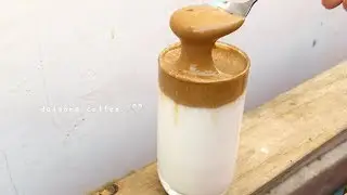 Dalgona coffee without mixer! easiest way. 🤍 (tiktok virals)