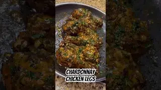 Savoring the weekend with these mouthwatering Chardonnay Chicken Legs! 🍗 