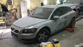 Выбор цвета матовой краски для Вольво с30.