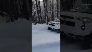 4runner going up steep icy hill #4runner #snowwheeling #toyota #winterwheeling #4x4 #offroading