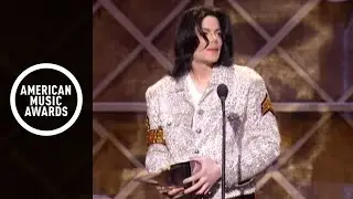 Michael Jackson Receives Artist of the Century Award I AMAs 2002