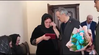 Вручение Ордена Мужества семье погибшего Абдулмеджида Темирханова.