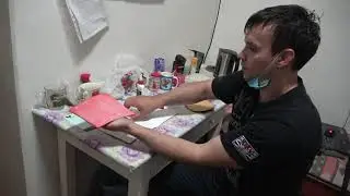 Сам клею лучшую накладку- Тенерджи хватает на год.