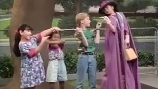 Barney Song : Growing Song (Everyone Is Special)