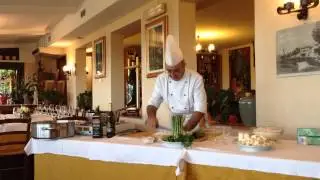 Risotto cooking lesson by Ristorante Montebuoni's chef