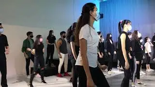 Move like a model | Learn catwalk | Modeling | Runway walk | How to walk