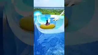 Fun at the 🥱😲💦water park running trampoline #Assument #waterpark #viralvideo #youtubeshorts #shorts